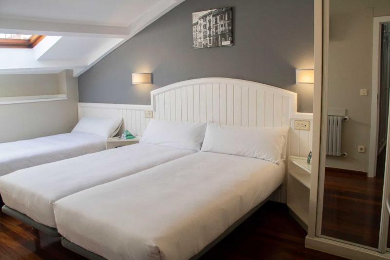 Alda Miramar Rooms Gijón Eksteriør billede